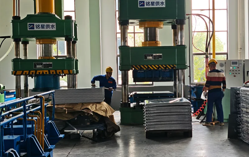 Steel plate edge trimming area