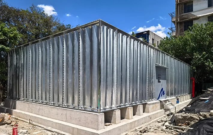 Double-Sided Arc-Ribbed Water Tank