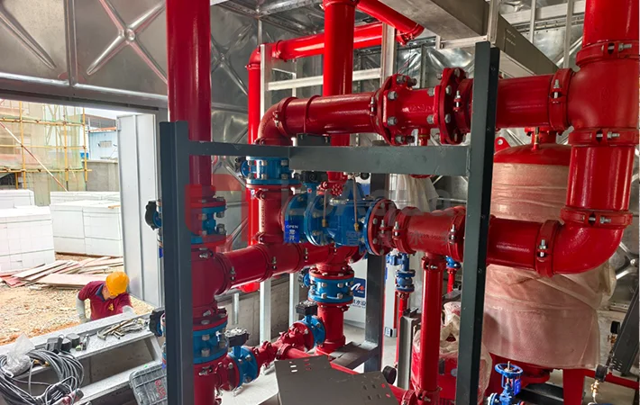 Modular Composite Water Tank-pump system Modular Composite Water Tank-pump system