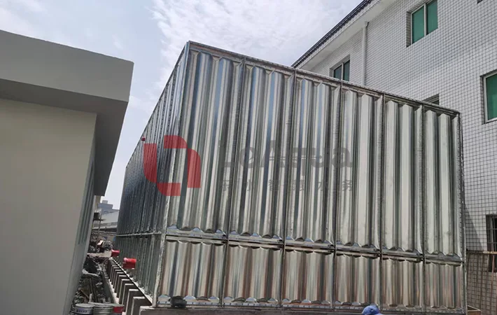 bolted stainless steel water tank outside