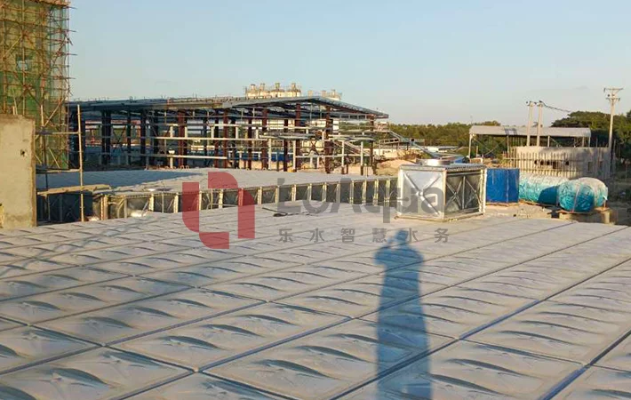 Stainless steel water tank for water storage